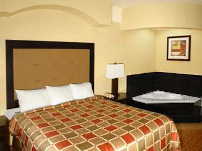 Super 8 By Wyndham Hidalgo/Mcallen Area Экстерьер фото